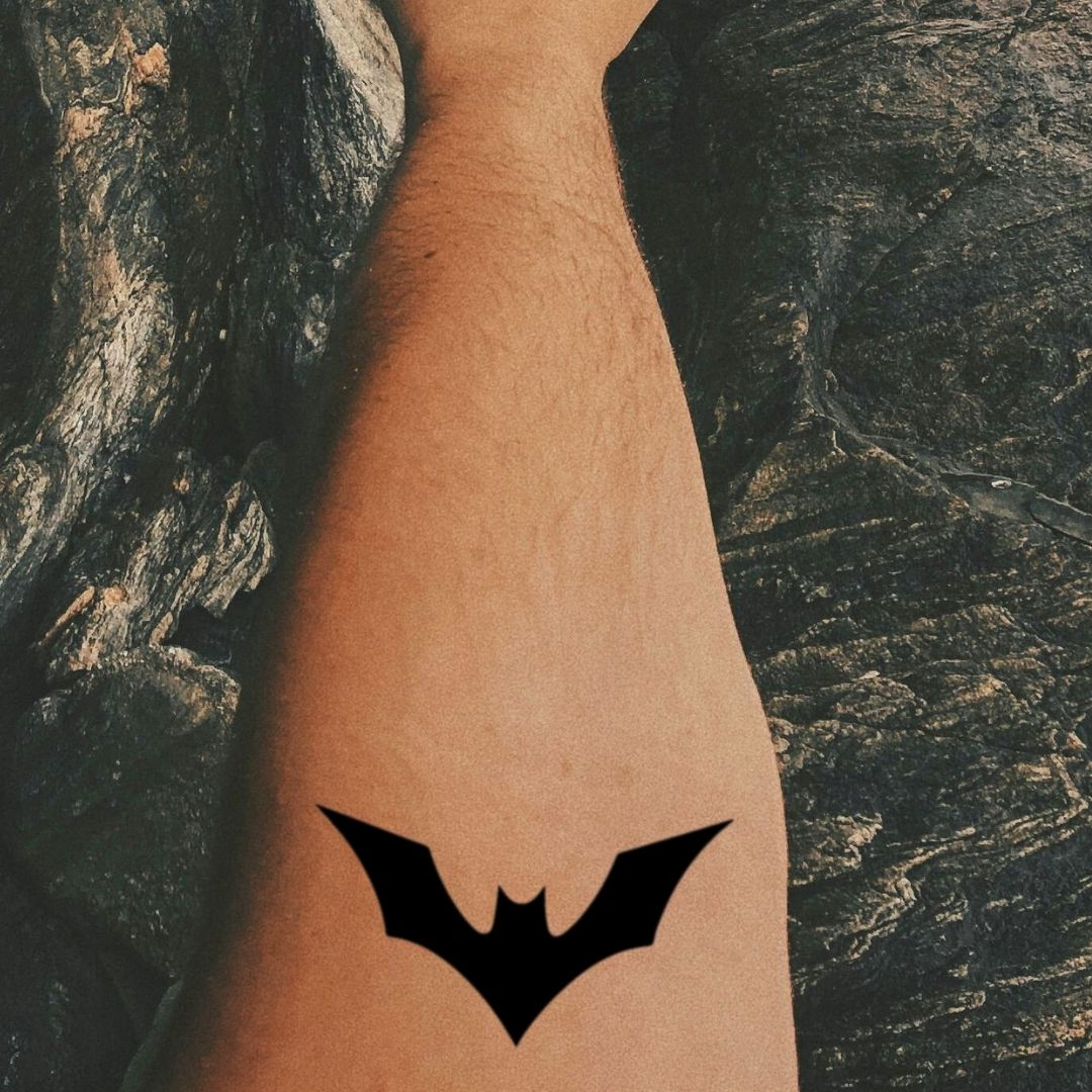Bat silhouette temporary tattoo - 1 | Temporalis