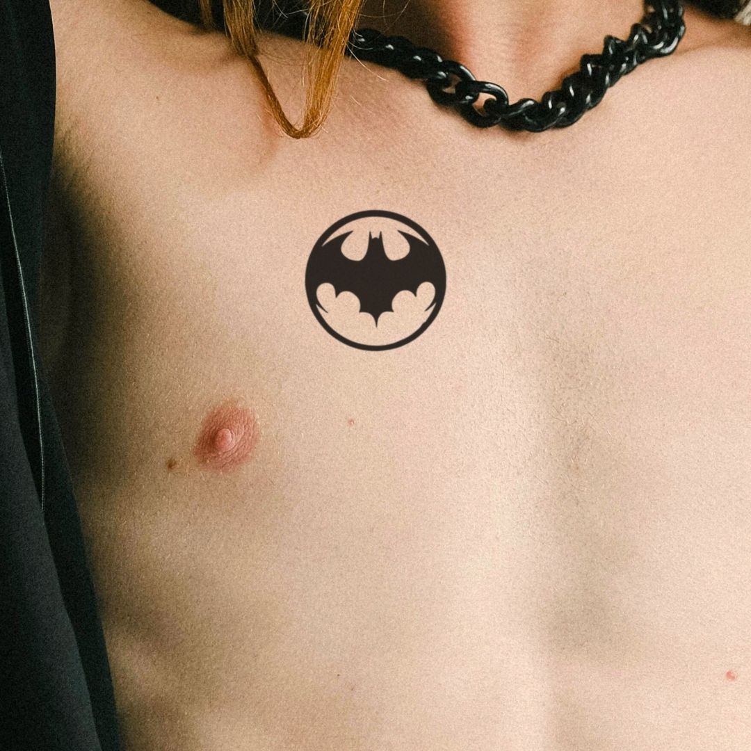 Circular bat silhouette temporary tattoo - 1 | Temporalis