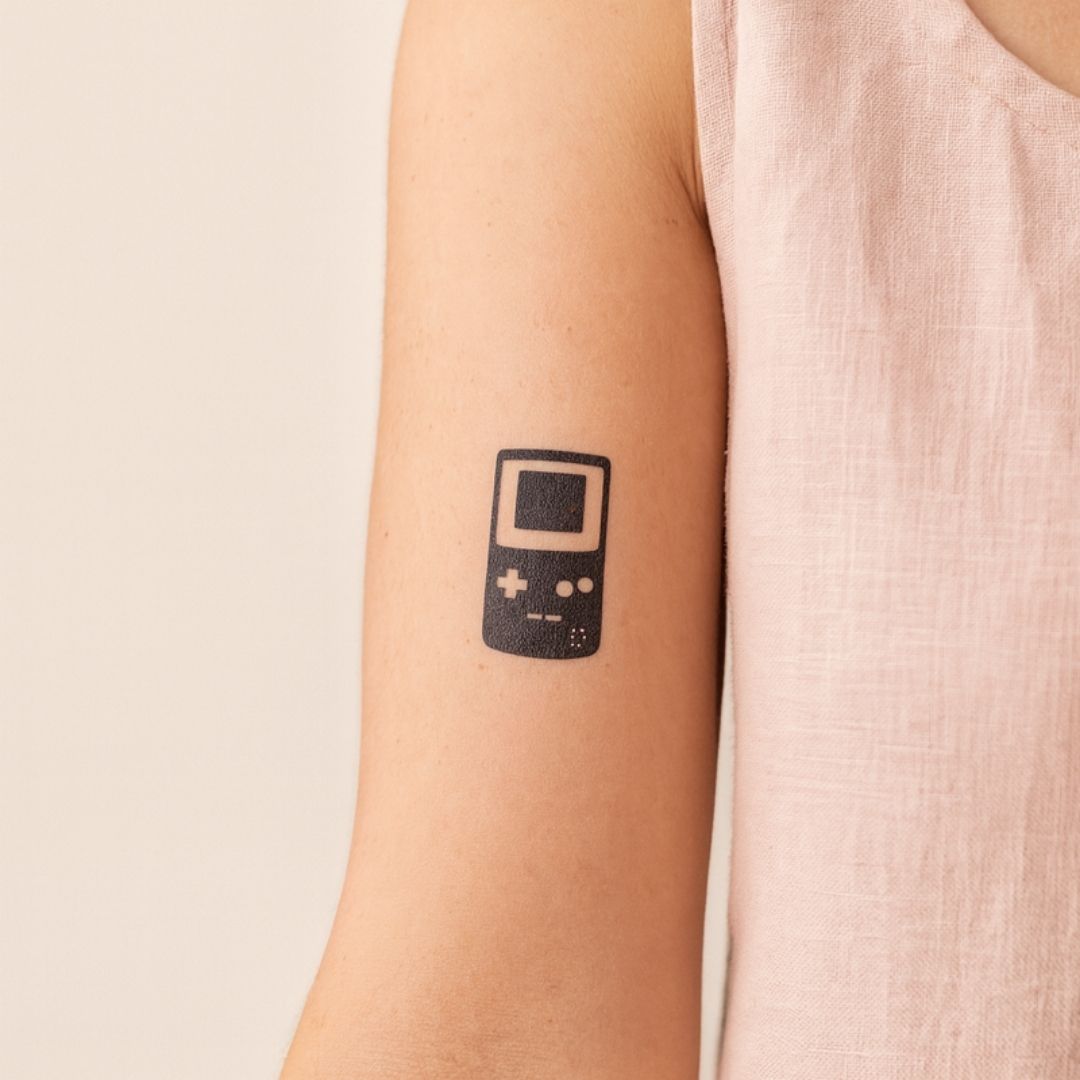 Retro handheld console temporary tattoo - 1 | Temporalis