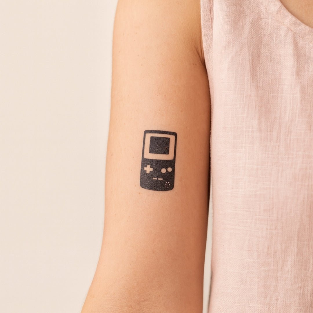 Black Retro Gameboy Console 1 - Temporalis