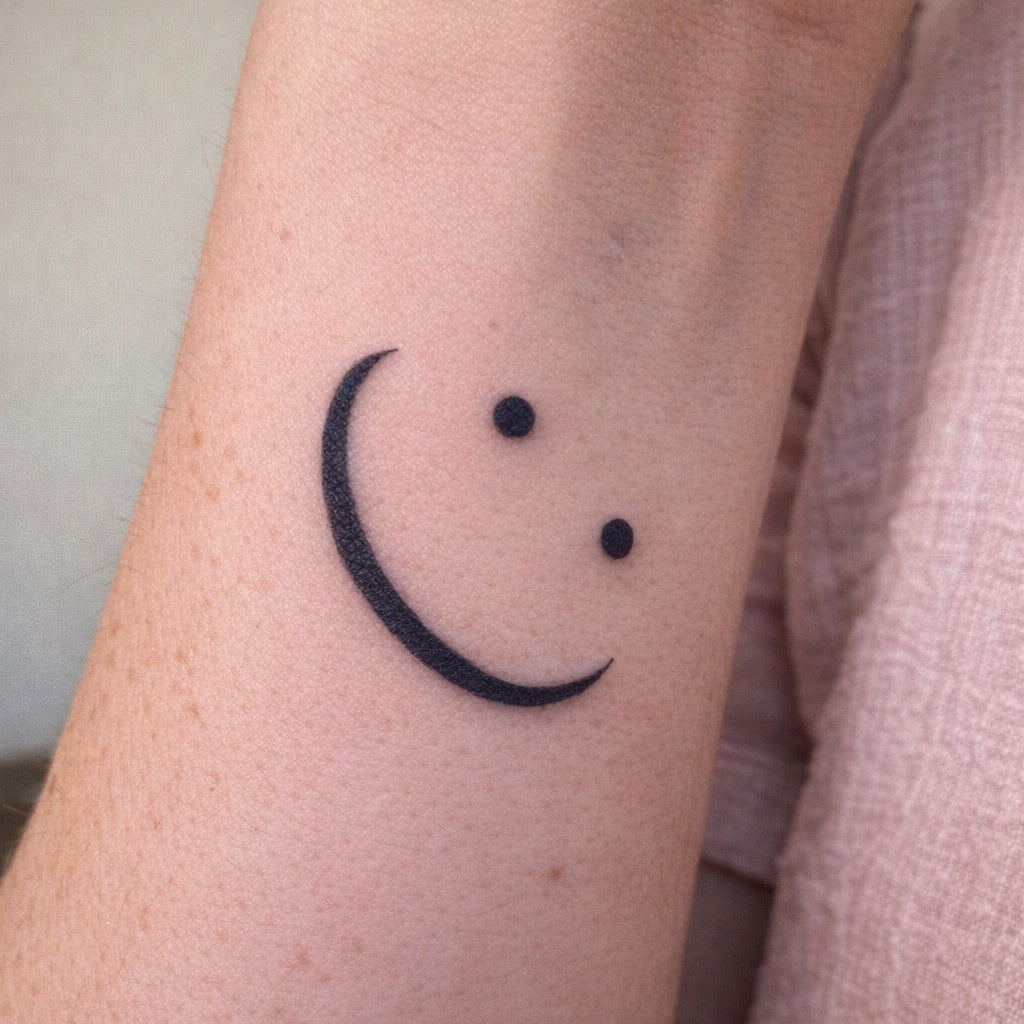 Minimalist Smiley Face Tattoo - 1 | Temporalis