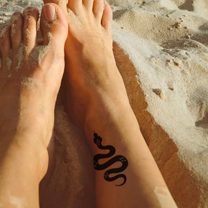 Wavy snake temporary tattoo - silhouette - 1 | Temporalis